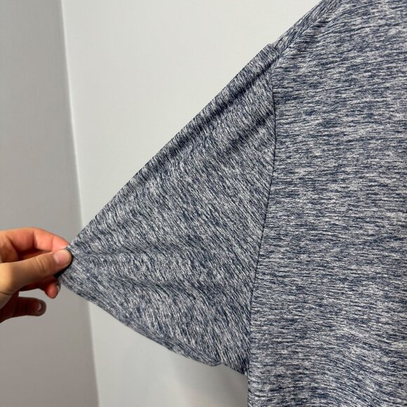 UNDER ARMOUR heather blue short sleeve loose fit golf polo size L - Picture 3 of 6